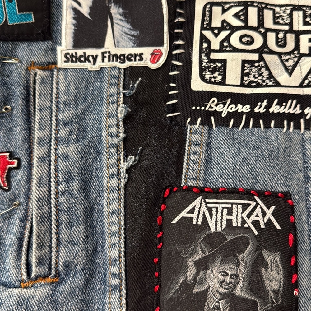 Levi Jacket Distressed - Picture 12 of 13